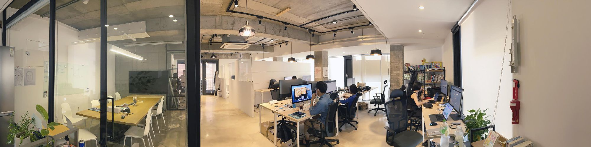 company-banner-image