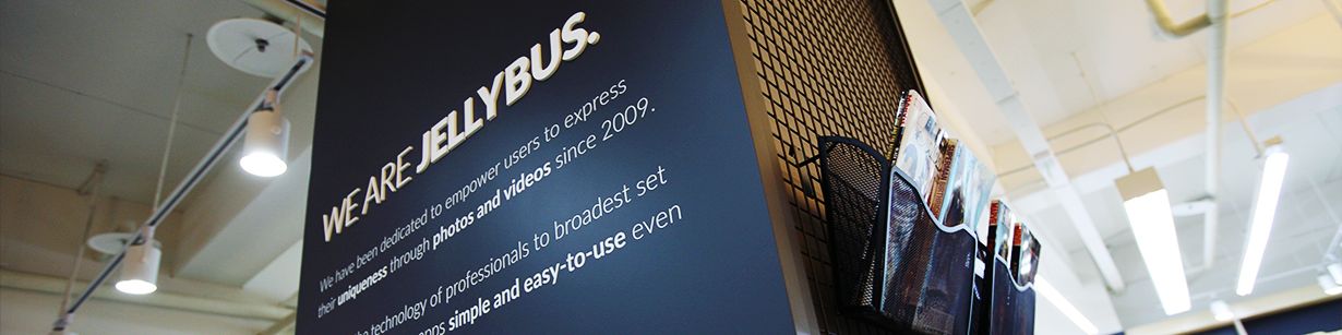 user-banner-image