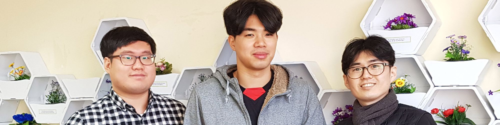 user-banner-image