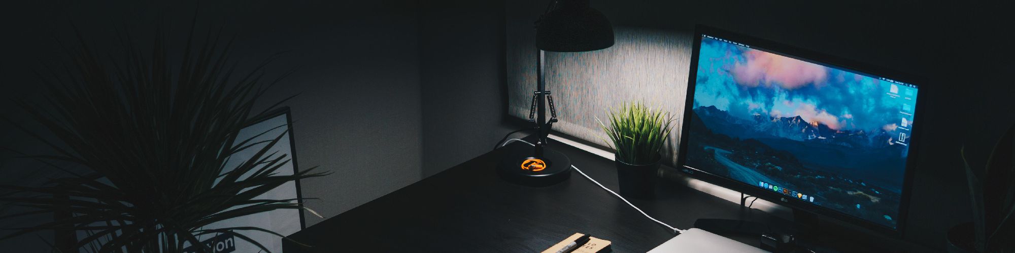user-banner-image