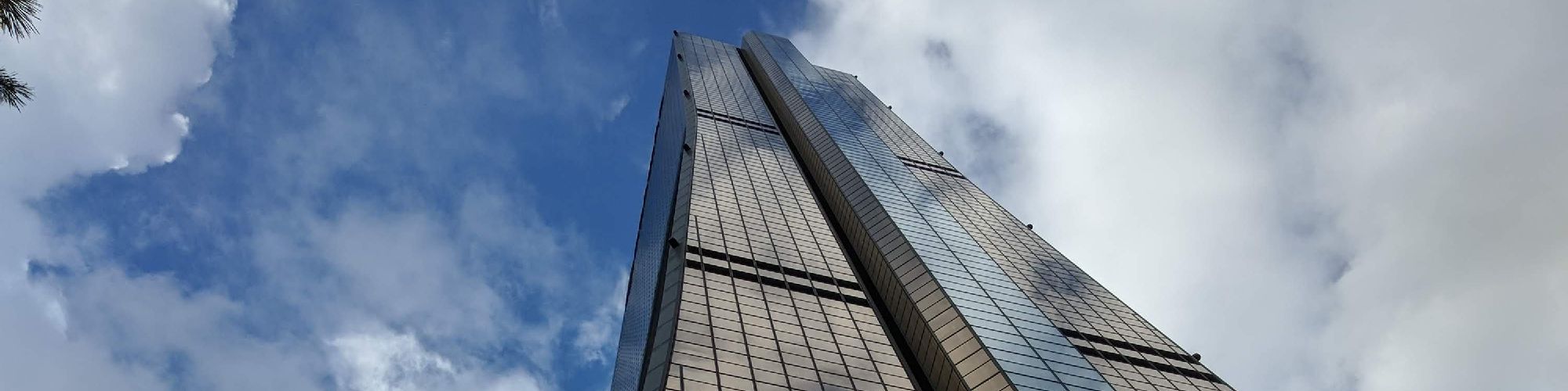 user-banner-image