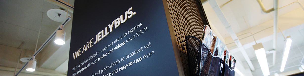 user-banner-image
