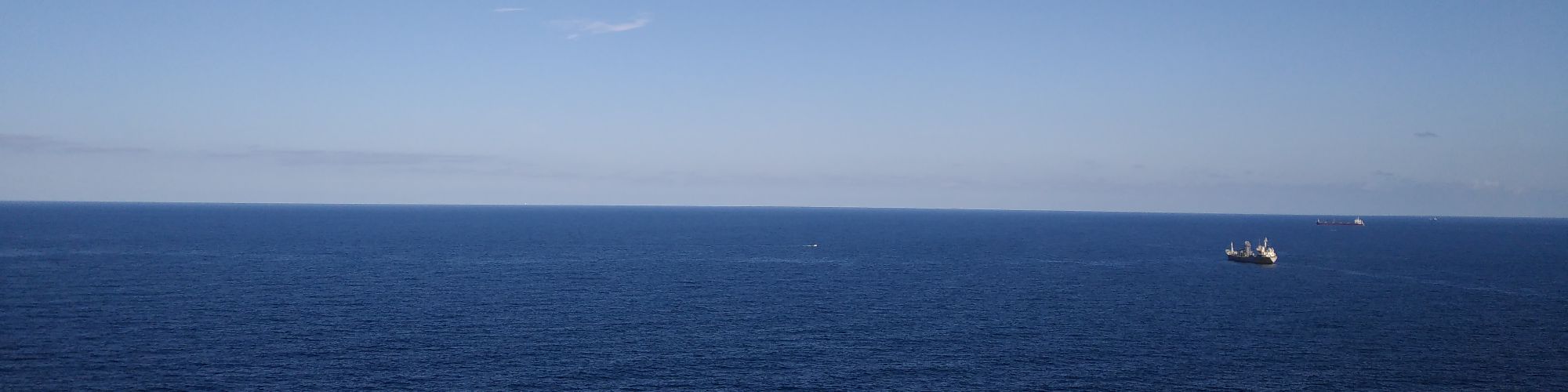 user-banner-image