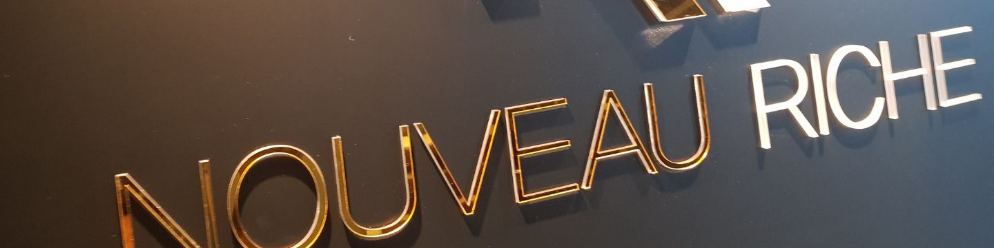 user-banner-image