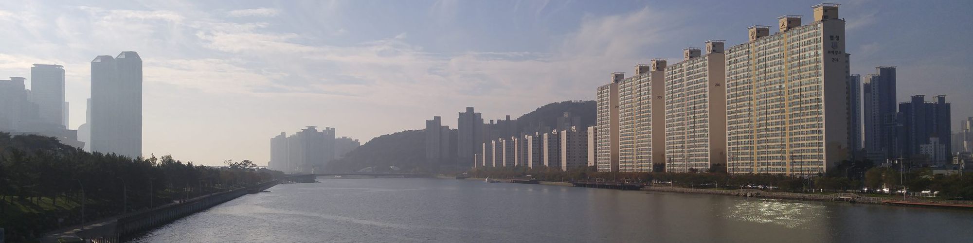 user-banner-image