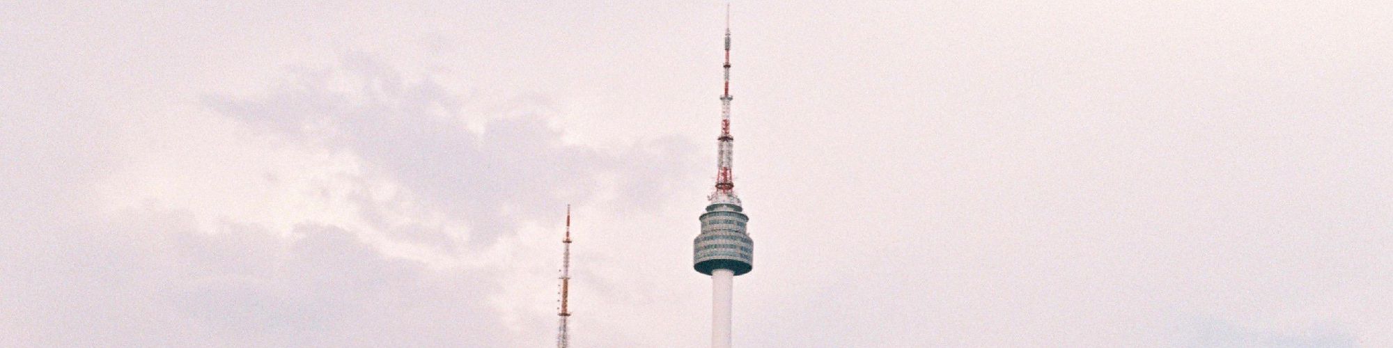 user-banner-image