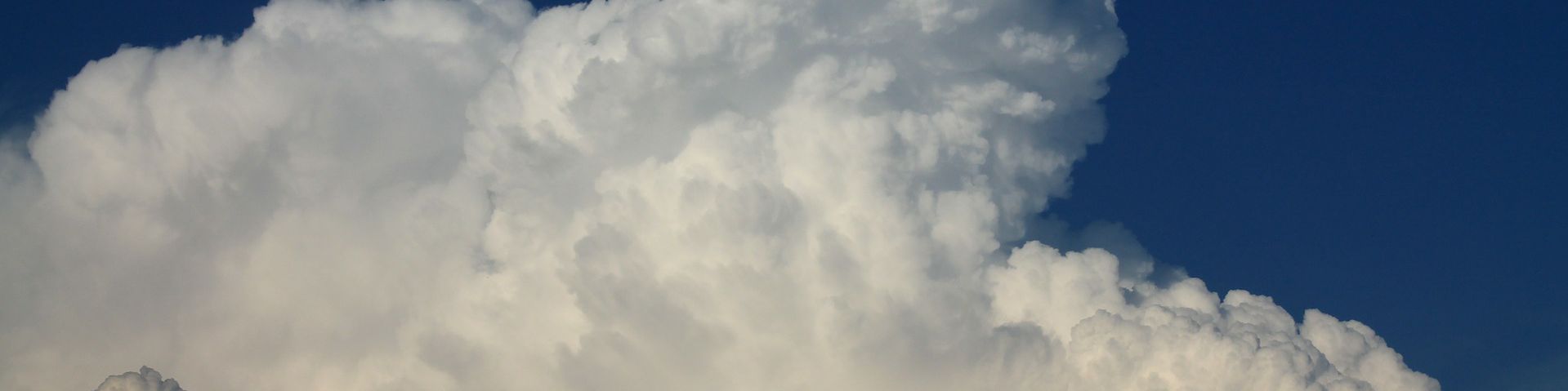 user-banner-image