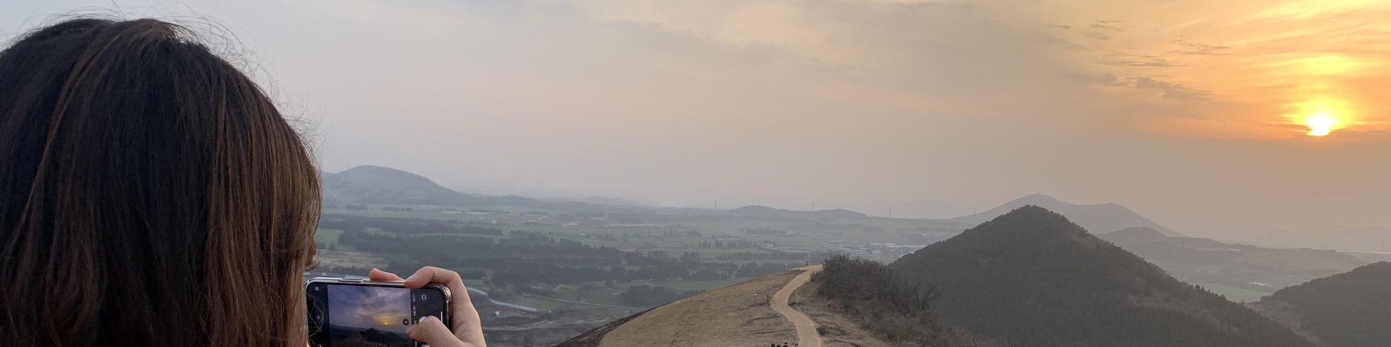 user-banner-image