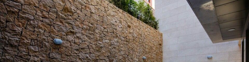 user-banner-image
