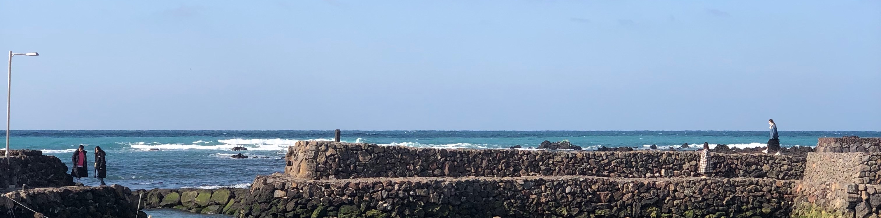 user-banner-image