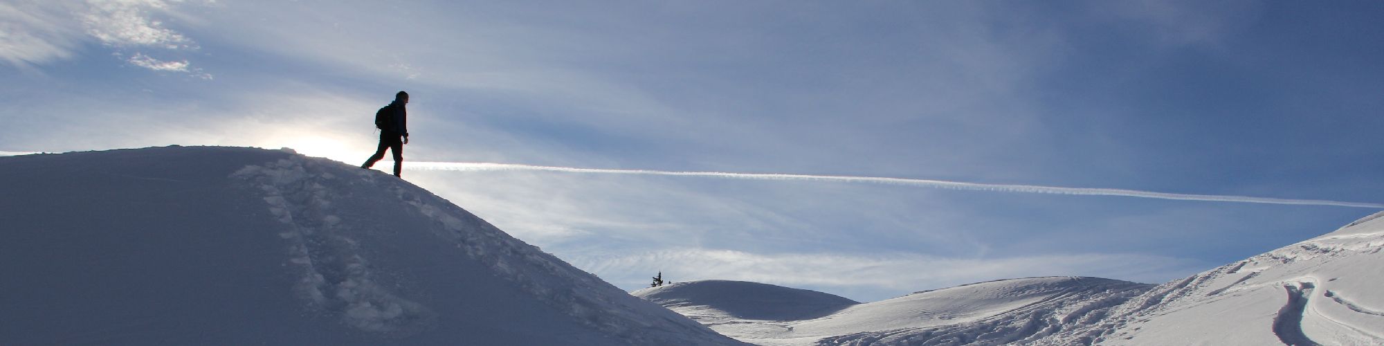 user-banner-image