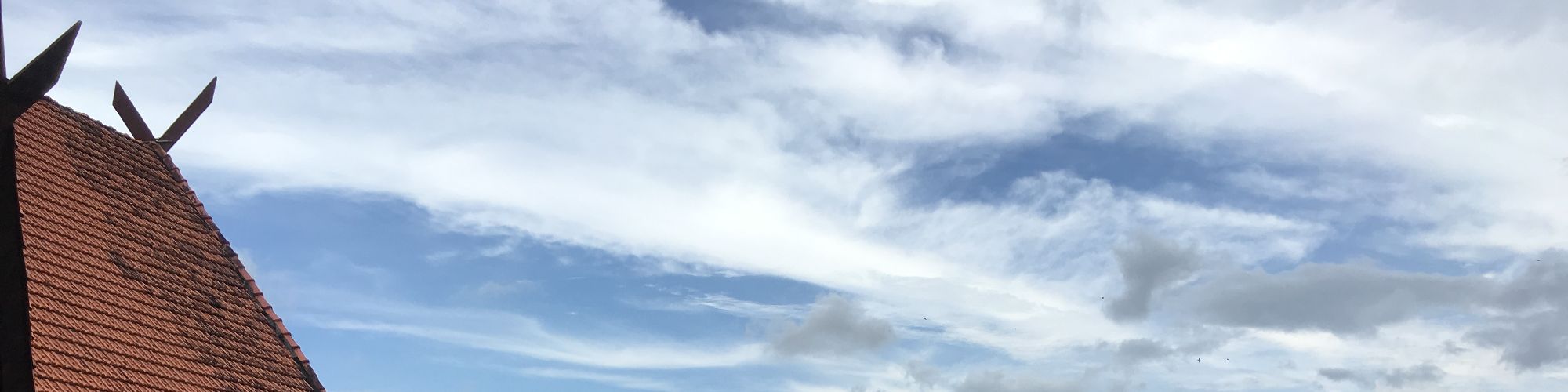 user-banner-image