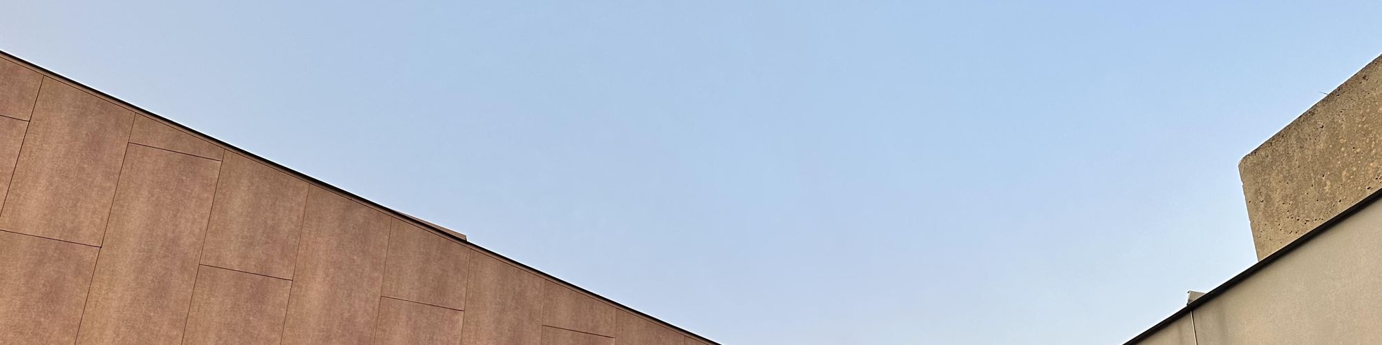 user-banner-image