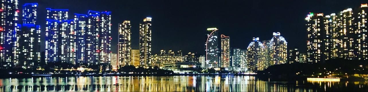 user-banner-image