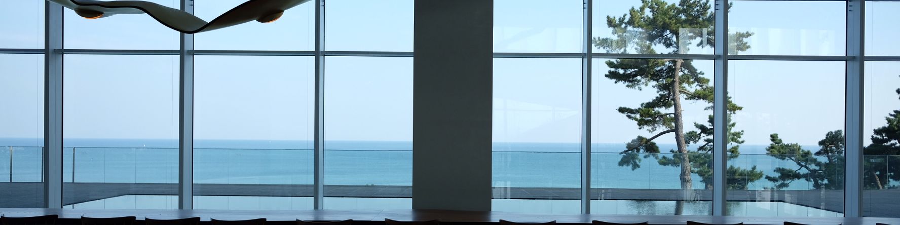 user-banner-image