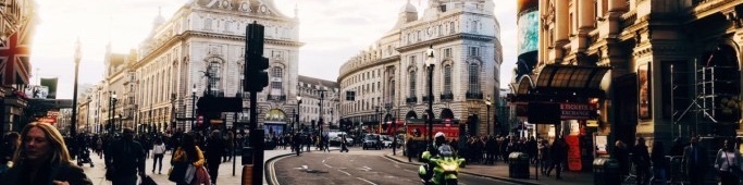 user-banner-image