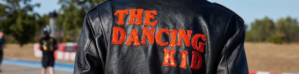user-banner-image