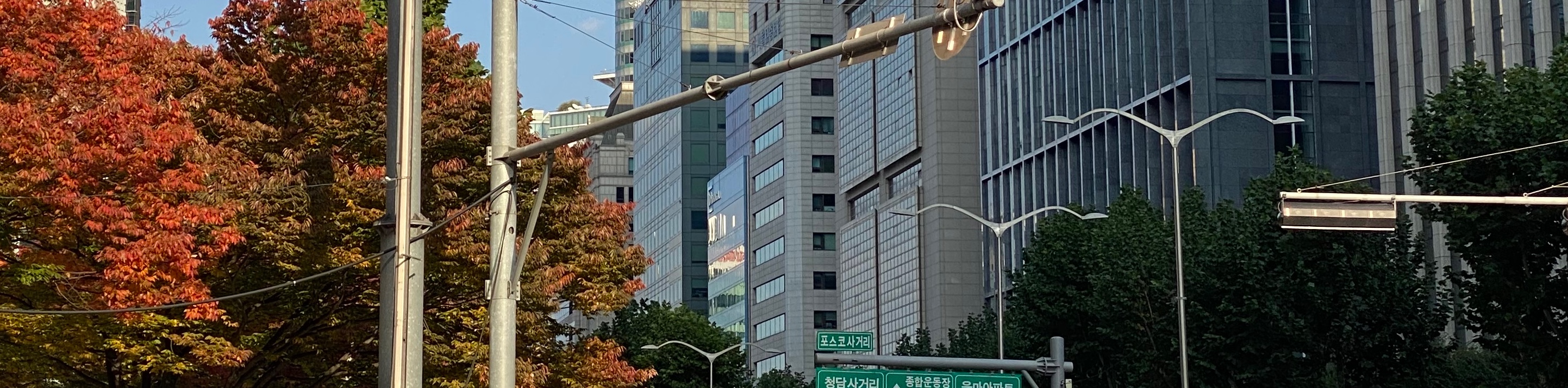user-banner-image