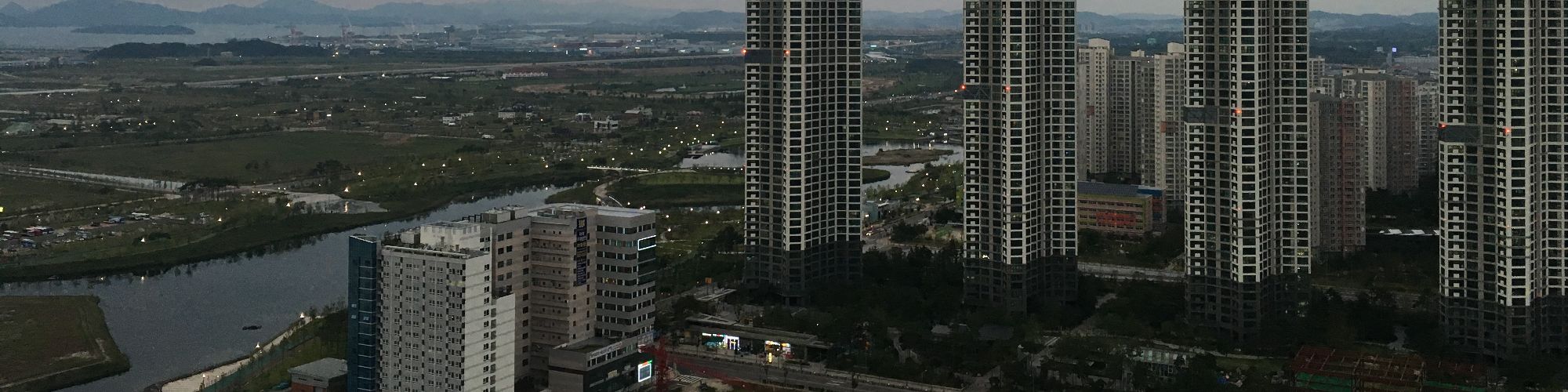 user-banner-image