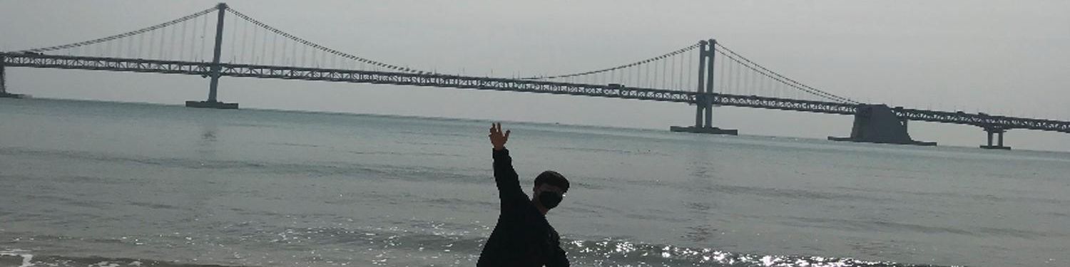 user-banner-image