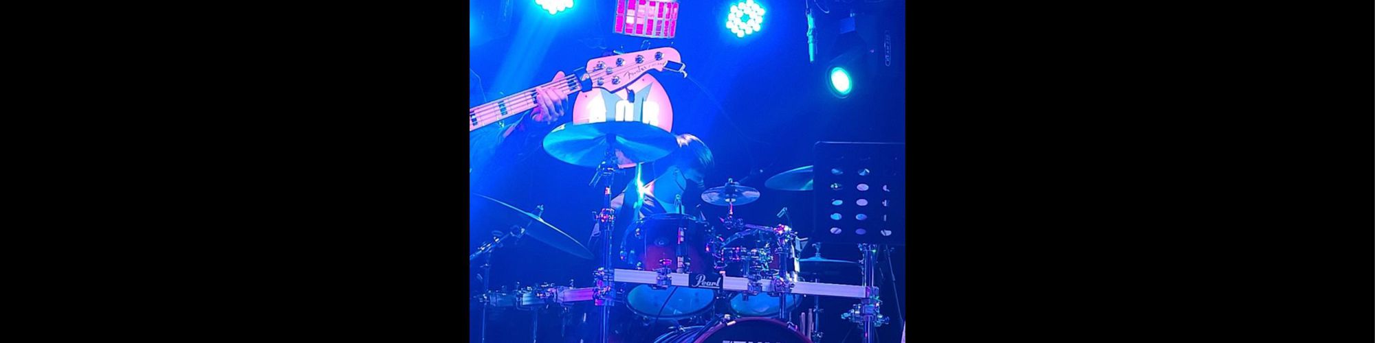 user-banner-image