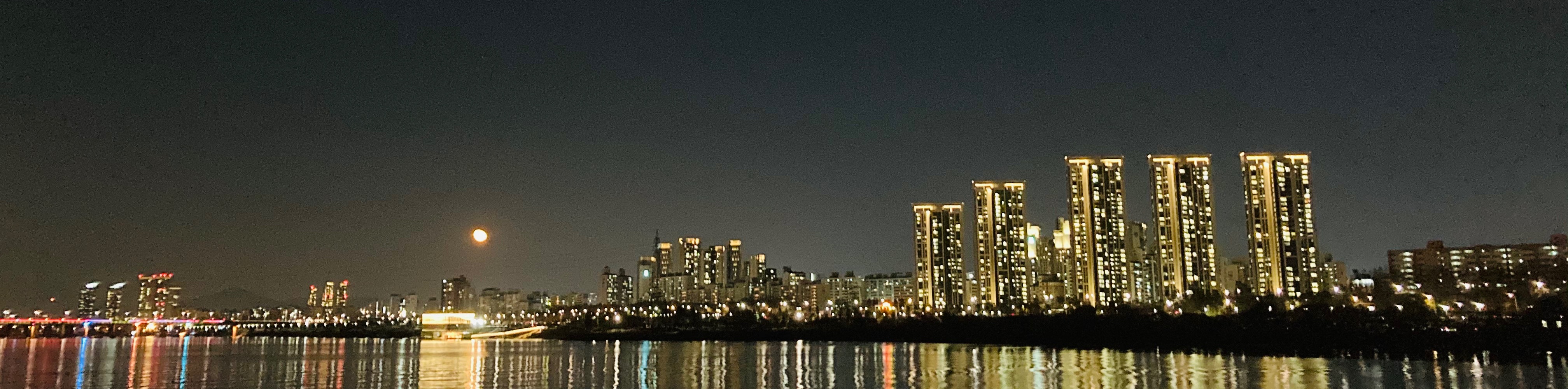 user-banner-image
