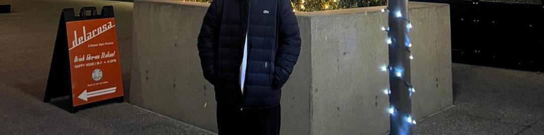 user-banner-image