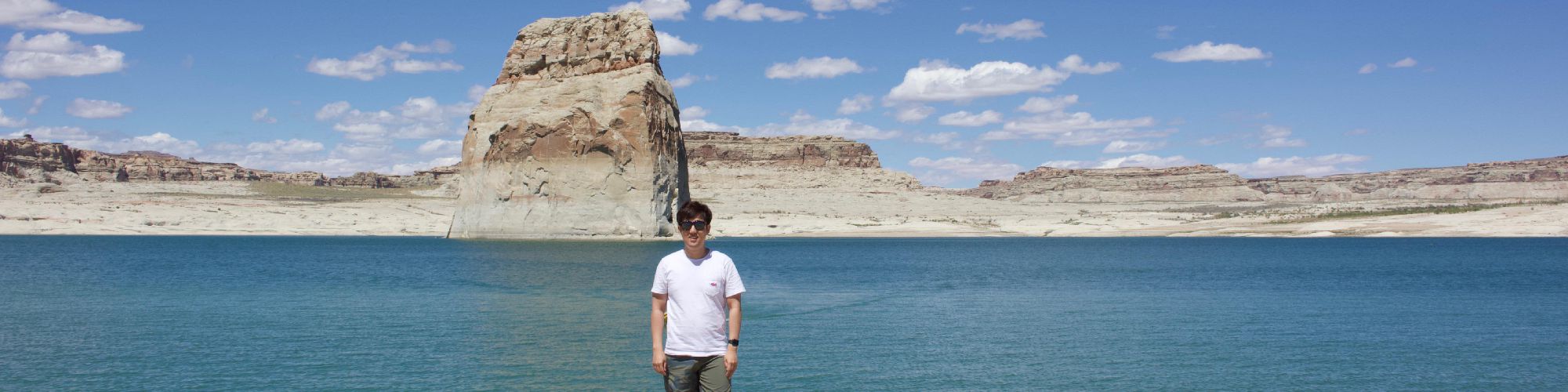 user-banner-image