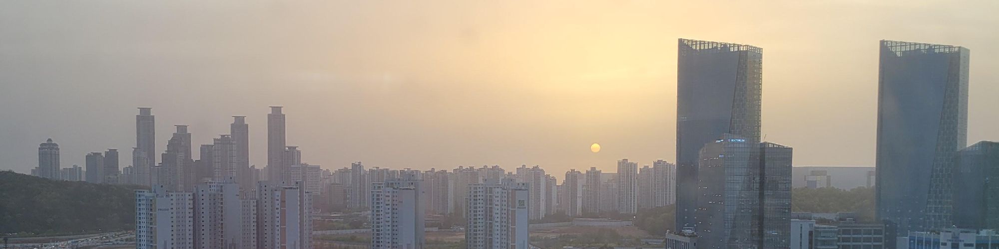 user-banner-image