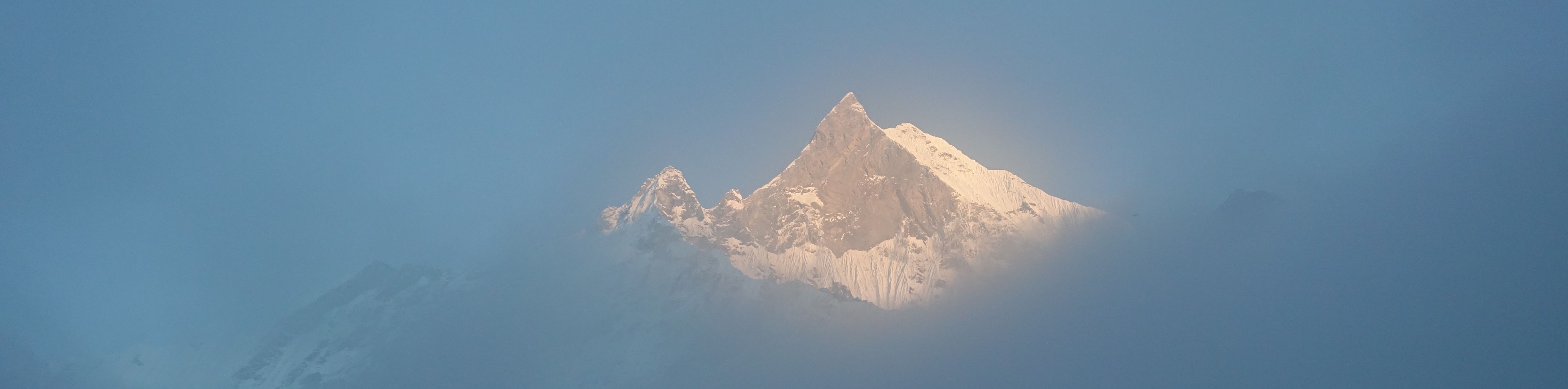 user-banner-image